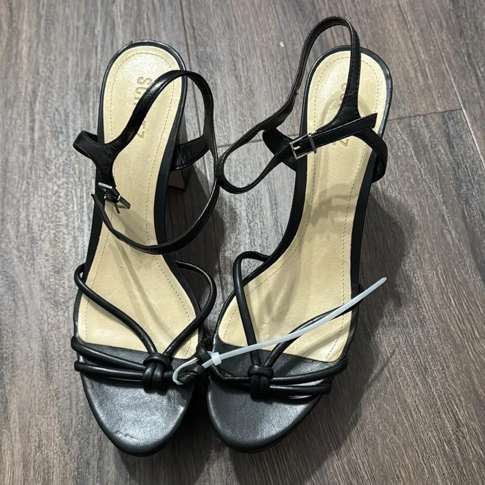 NEW! SCHUTZ Black Kelsie Platform Sandal - Multiple Sizes 🛵🚛